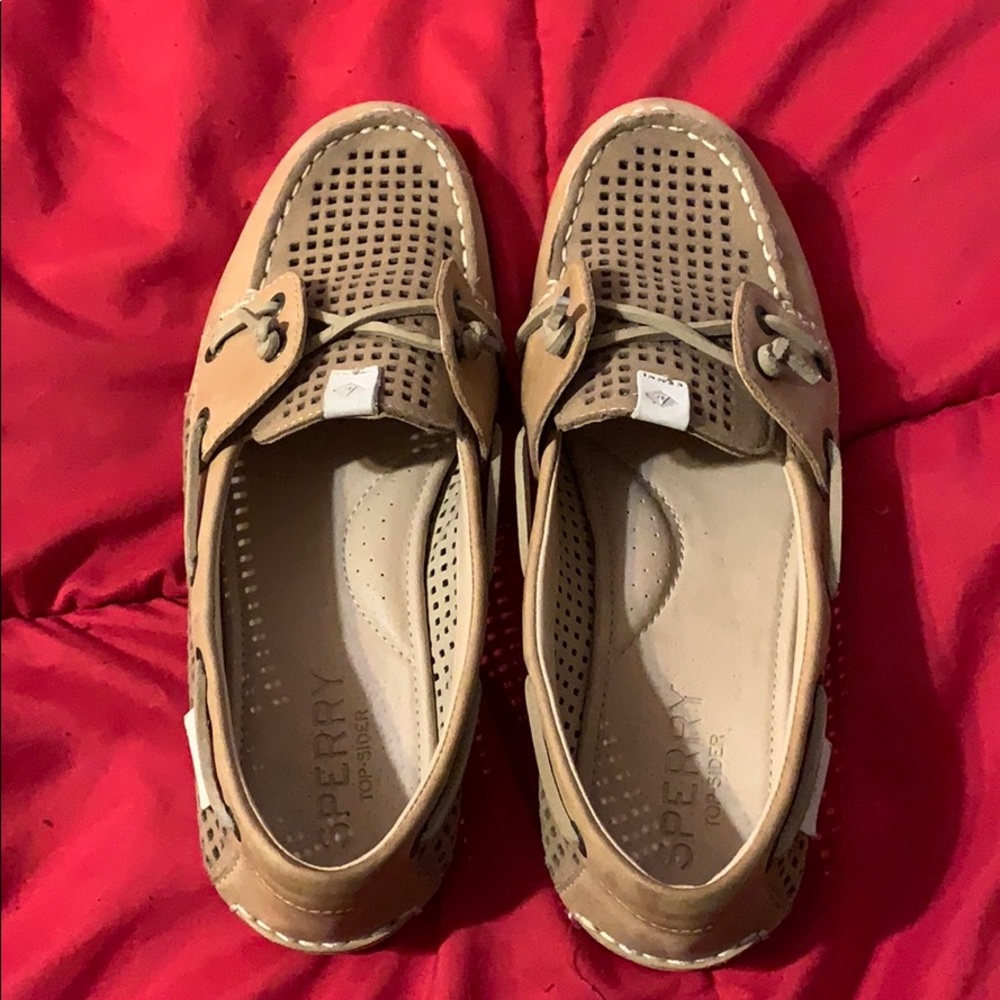 Sperry boat shoes